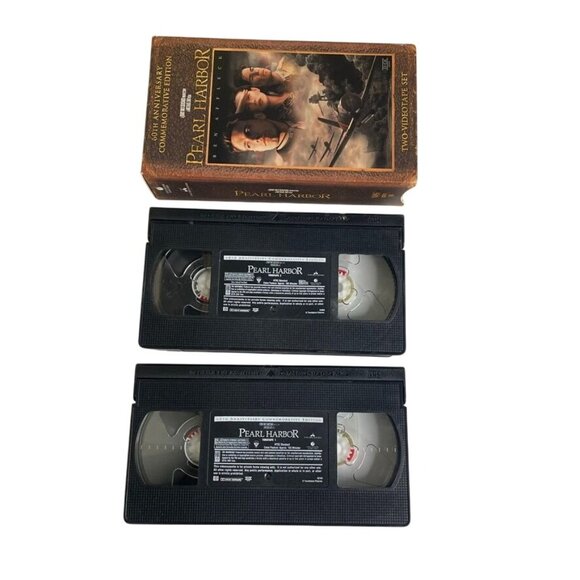 Pearl Harbor Commemorative Edition 2 VHS Set 2001 PG13 u Ben Affleck Kate Beckin - Picture 4 of 5